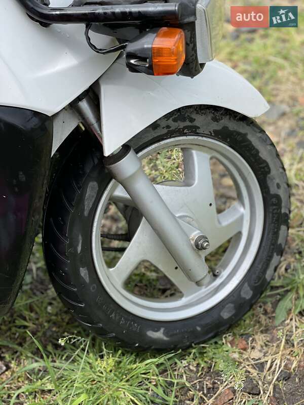 Скутер Yamaha Gear 2008 в Раздельной