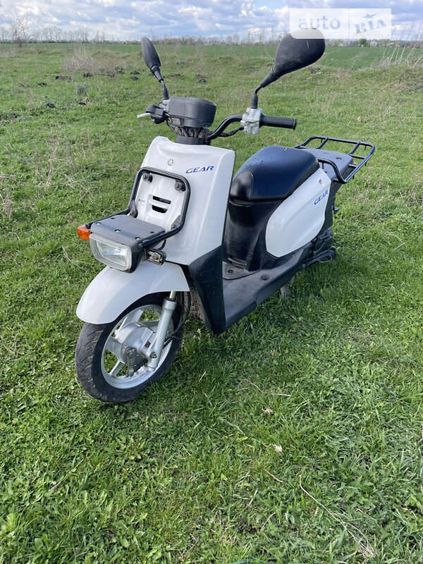 Грузовые мотороллеры, мотоциклы, скутеры, мопеды Yamaha Gear 2010 в Тернополе