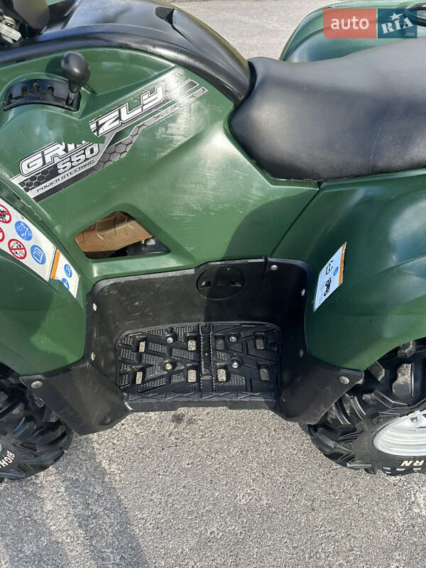 Квадроцикл  утилитарный Yamaha Grizzly 2014 в Тернополе