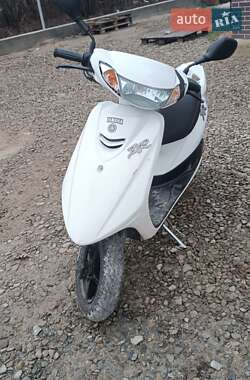 Мопеды Yamaha  Jog SA 39 ZR 2013 в Добрянах