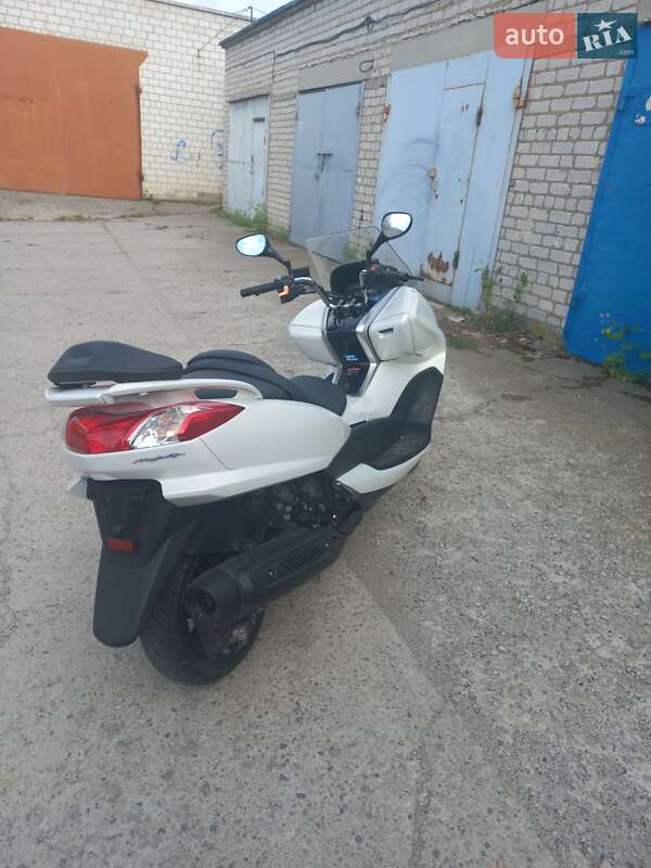 Максі-скутер Yamaha Majesty 250 2007 в Ладижині