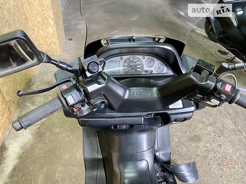 Максі-скутер Yamaha Majesty 250 2001 в Гнівані