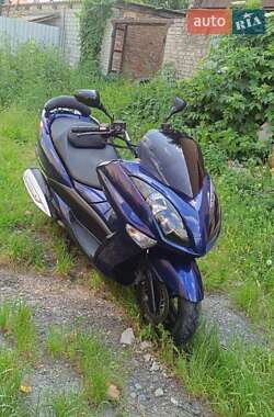 Макси-скутер Yamaha Majesty 250 2010 в 