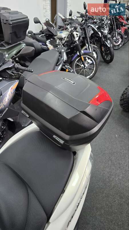 Максі-скутер Yamaha Majesty 250 2005 в Дніпрі