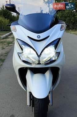 Макси-скутер Yamaha Majesty 400 2012 в 