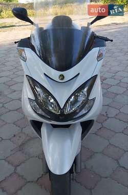 Максі-скутер Yamaha Majesty 400 2012 в 
