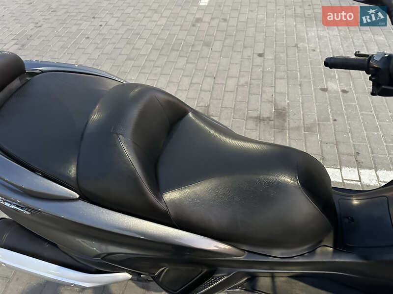 Макси-скутер Yamaha Majesty 400 2010 в Ивано-Франковске фото 17 Макси-скутер Yamaha Majesty 400 2010 в Ивано-Франковске