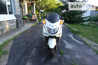 Максі-скутер Yamaha Majesty 2005 в Дніпрі
