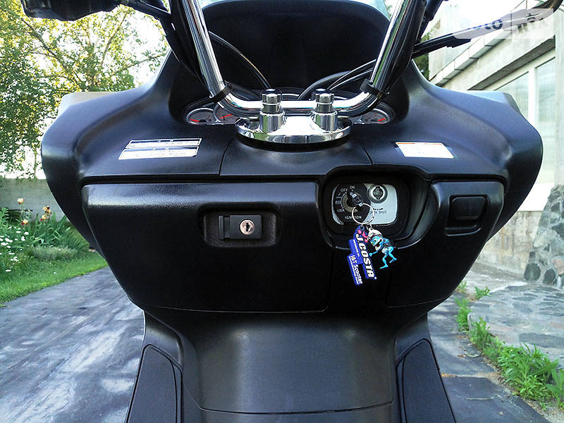 Максі-скутер Yamaha Majesty 2005 в Дніпрі