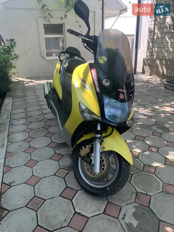 Yamaha Majesty 2009