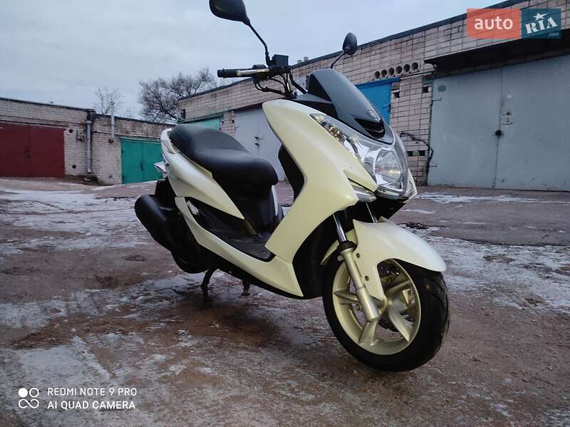 Максі-скутер Yamaha Majesty 2015 в Дніпрі