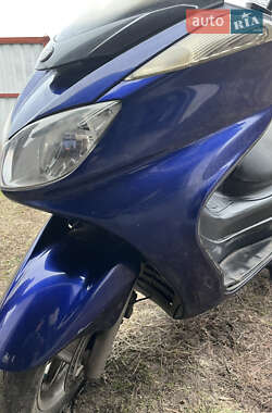 Макси-скутер Yamaha Majesty 2006 в 