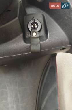 Мопеды Yamaha Majesty 2006 в Черновцах