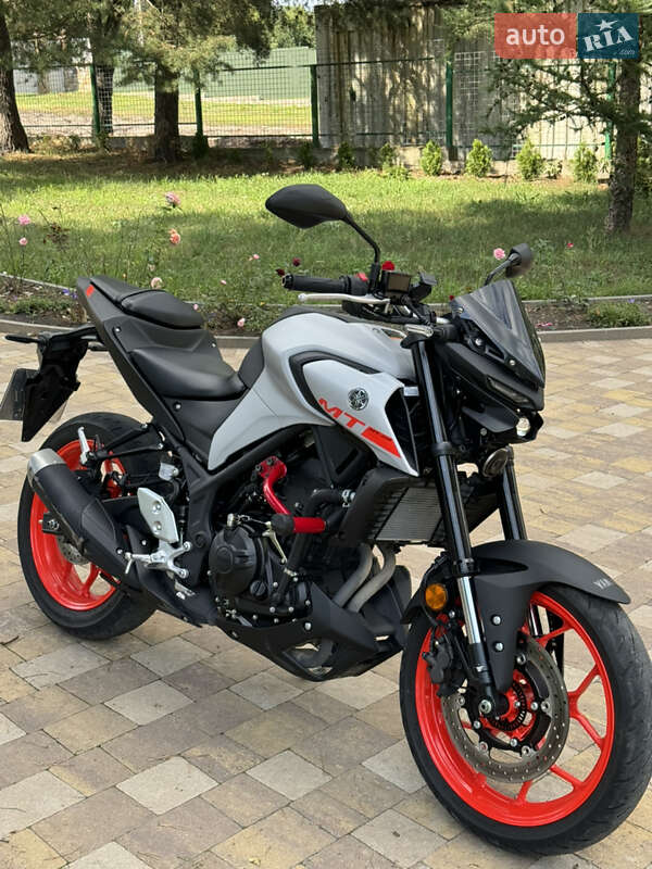 Мотоцикл Без обтекателей (Naked bike) Yamaha MT-03 2021 в Новояворовске