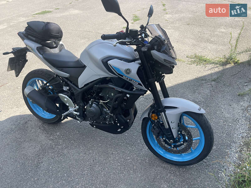 Yamaha MT-03