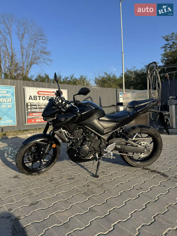 Мотоцикл Без обтекателей (Naked bike) Yamaha MT-03 2023 в Тернополе фото Мотоцикл Без обтекателей (Naked bike) Yamaha MT-03 2023 в Тернополе