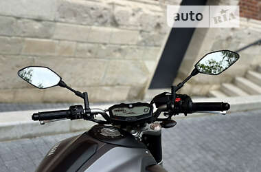 Мотоцикл Без обтекателей (Naked bike) Yamaha MT-07 2014 в 