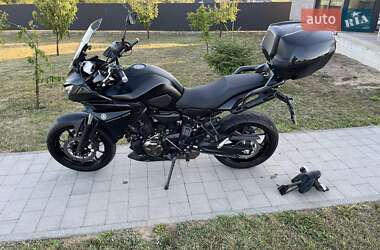 Мотоцикл Спорт-туризм Yamaha MT-07 2017 в 
