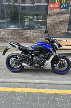 Мотоцикл Без обтекателей (Naked bike) Yamaha MT-07 2021 в Киеве