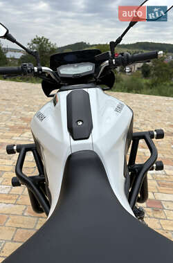 Мотоцикл Без обтекателей (Naked bike) Yamaha MT-07 2016 в 