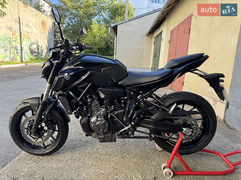 Мотоцикл Без обтекателей (Naked bike) Yamaha MT-07 2024 в Трускавце