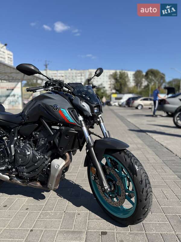 Мотоцикл Без обтекателей (Naked bike) Yamaha MT-07 2022 в Запорожье