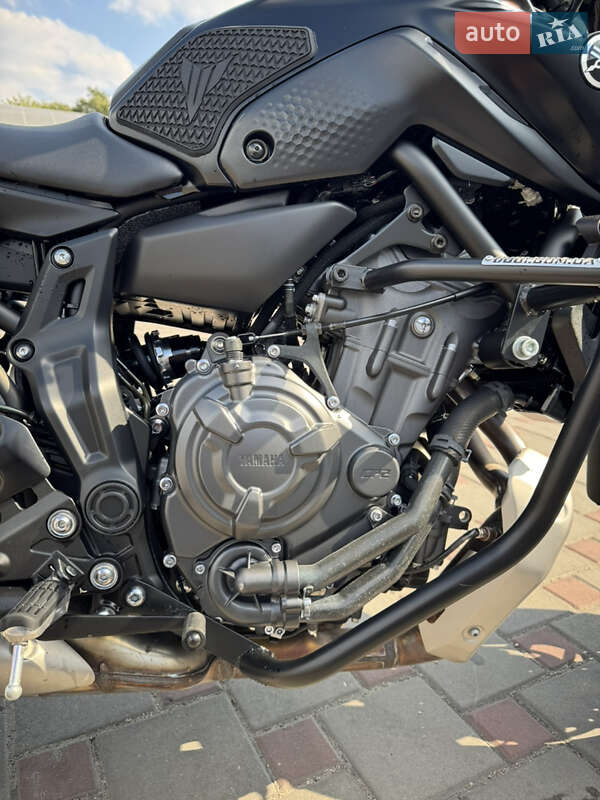 Мотоцикл Без обтекателей (Naked bike) Yamaha MT-07 2022 в Запорожье фото 5 Мотоцикл Без обтекателей (Naked bike) Yamaha MT-07 2022 в Запорожье