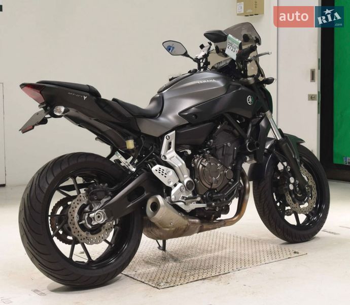 Мотоцикл Без обтекателей (Naked bike) Yamaha MT-07 2016 в Сновске