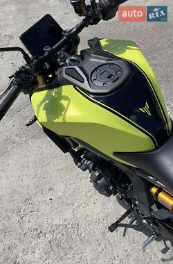 Мотоцикл Без обтекателей (Naked bike) Yamaha MT-09 SP 2024 в 