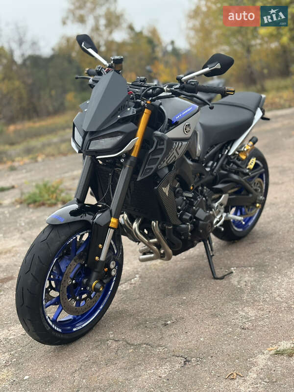 Мотоцикл Без обтекателей (Naked bike) Yamaha MT-09 SP 2018 в Сновске фото 10 Мотоцикл Без обтекателей (Naked bike) Yamaha MT-09 SP 2018 в Сновске