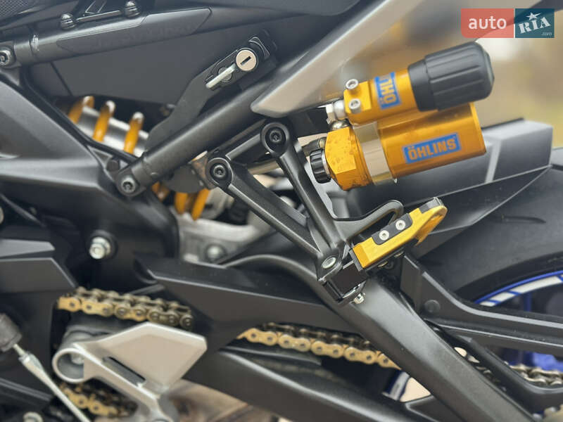 Мотоцикл Без обтекателей (Naked bike) Yamaha MT-09 SP 2018 в Сновске фото 19 Мотоцикл Без обтекателей (Naked bike) Yamaha MT-09 SP 2018 в Сновске