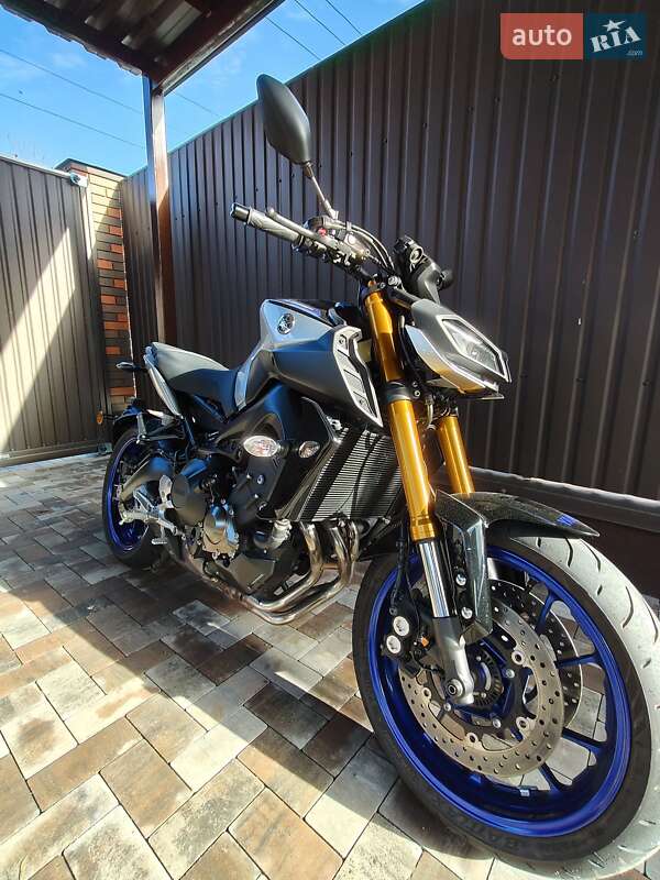 Мотоцикл Без обтекателей (Naked bike) Yamaha MT-09 SP 2018 в Белогородке фото 7 Мотоцикл Без обтекателей (Naked bike) Yamaha MT-09 SP 2018 в Белогородке