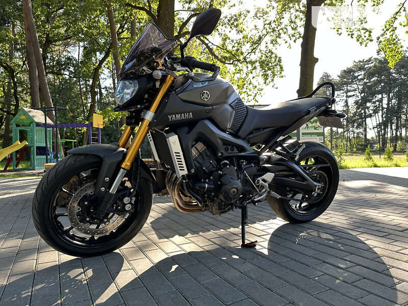 Мотоцикл Без обтікачів (Naked bike) Yamaha MT-09 2015 в Білій Церкві