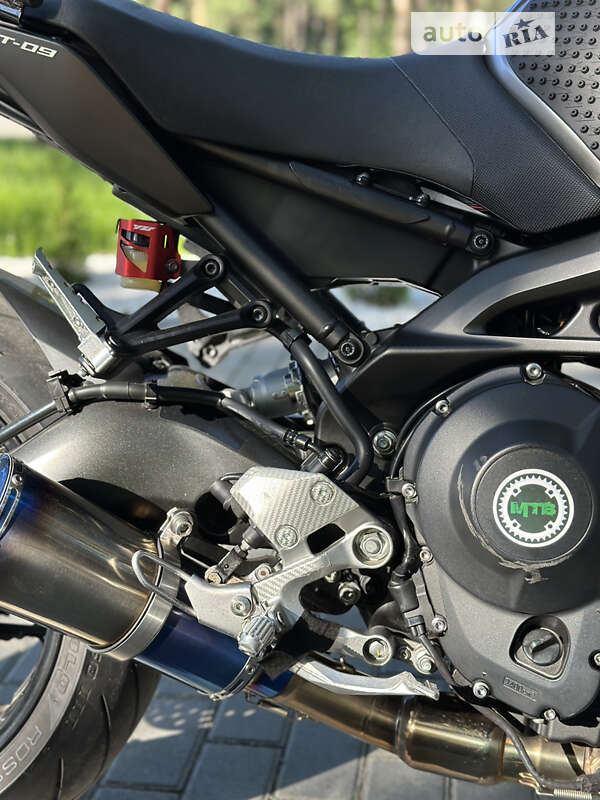 Мотоцикл Без обтікачів (Naked bike) Yamaha MT-09 2015 в Білій Церкві