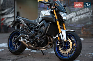 Мотоцикл Без обтікачів (Naked bike) Yamaha MT-09 2015 в Києві