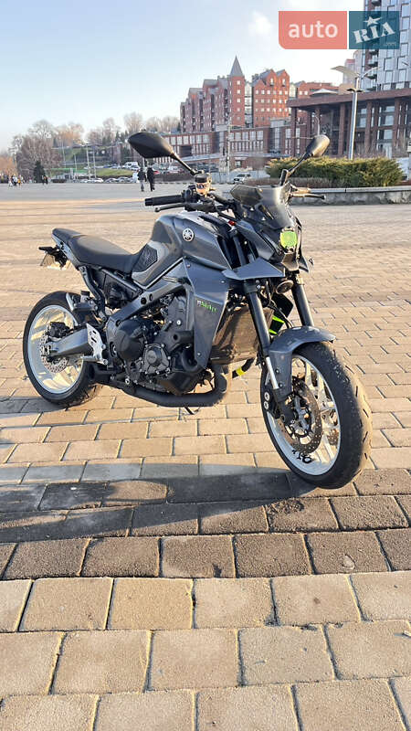 Yamaha MT-09 2021