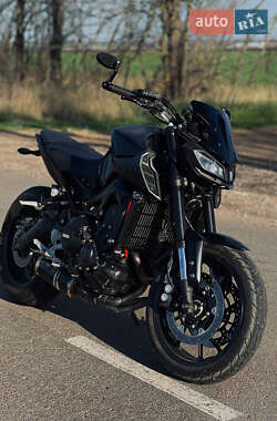Мотоцикл Без обтекателей (Naked bike) Yamaha MT-09 2019 в 
