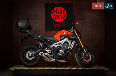 Мотоцикл Без обтекателей (Naked bike) Yamaha MT-09 2014 в 