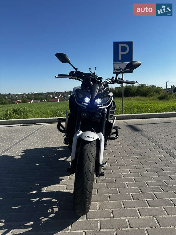 Мотоцикл Без обтікачів (Naked bike) Yamaha MT-09 2019 в Львові