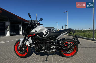 Мотоцикл Без обтекателей (Naked bike) Yamaha MT-09 2019 в 