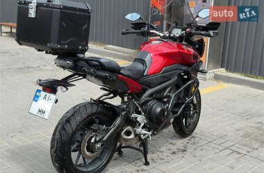 Мотоцикл Спорт-туризм Yamaha MT-09 2015 в 
