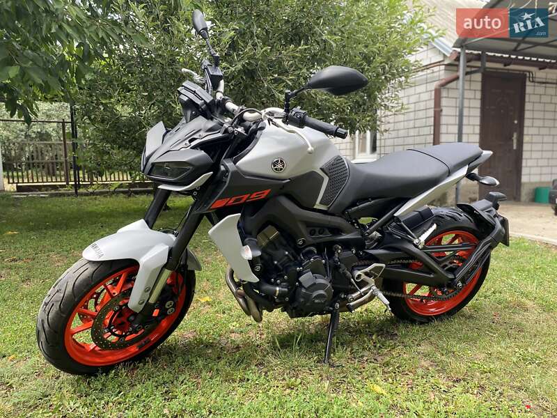 Мотоцикл Без обтікачів (Naked bike) Yamaha MT-09 2020 в Дніпрі фото 13 Мотоцикл Без обтікачів (Naked bike) Yamaha MT-09 2020 в Дніпрі