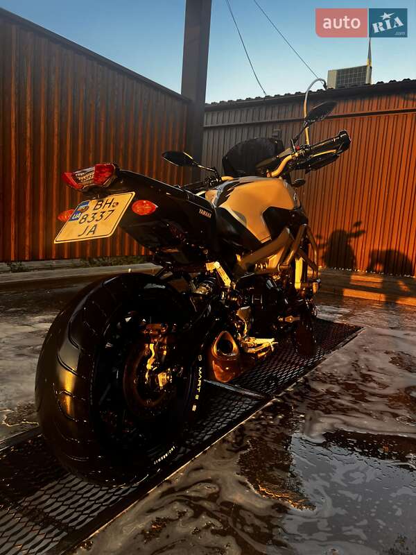 Грузовые мотороллеры, мотоциклы, скутеры, мопеды Yamaha MT-09 2015 в Кропивницком