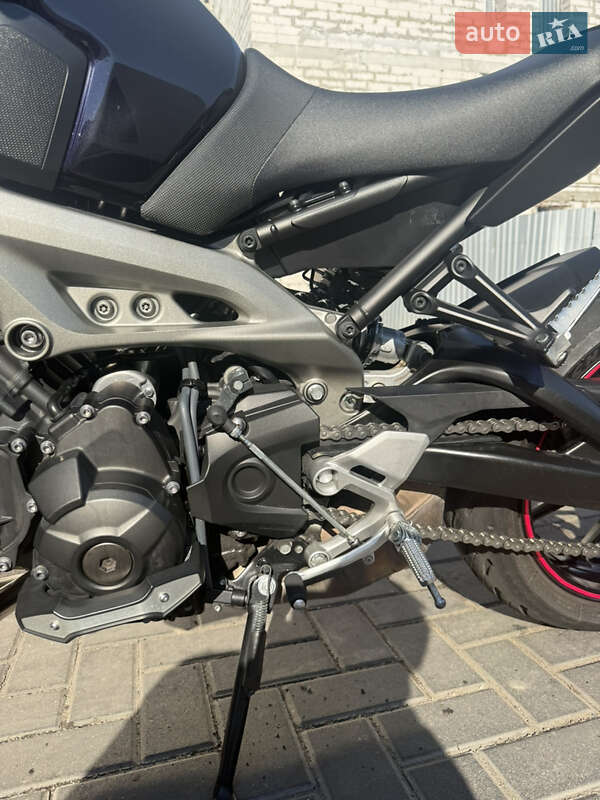 Мотоцикл Без обтікачів (Naked bike) Yamaha MT-09 2014 в Кропивницькому фото 5 Мотоцикл Без обтікачів (Naked bike) Yamaha MT-09 2014 в Кропивницькому