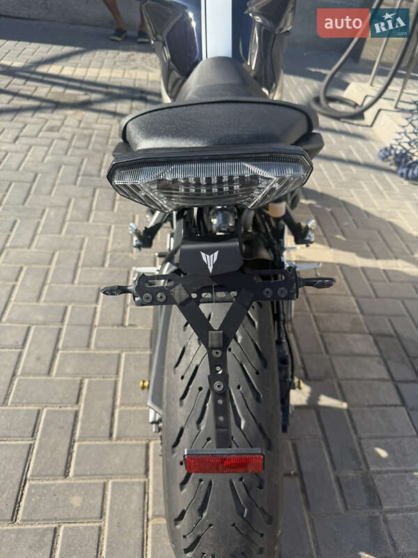 Мотоцикл Без обтікачів (Naked bike) Yamaha MT-09 2014 в Кропивницькому фото 10 Мотоцикл Без обтікачів (Naked bike) Yamaha MT-09 2014 в Кропивницькому