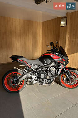 Мотоцикл Без обтекателей (Naked bike) Yamaha MT-09 2019 в Харькове