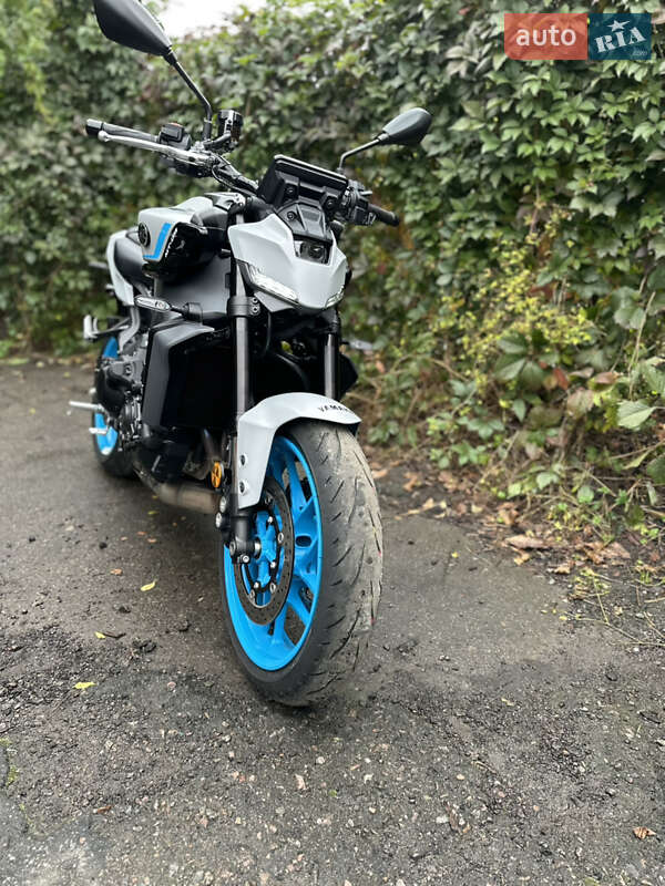 Мотоцикл Без обтекателей (Naked bike) Yamaha MT-09 2025 в Львове фото 5 Мотоцикл Без обтекателей (Naked bike) Yamaha MT-09 2025 в Львове