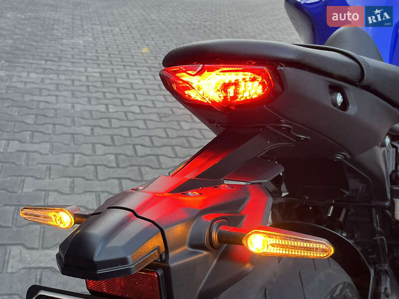Мотоцикл Без обтекателей (Naked bike) Yamaha MT-09 2021 в Днепре