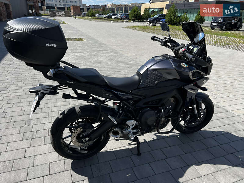 Мотоцикл Спорт-туризм Yamaha MT-09 2016 в Хмельницком