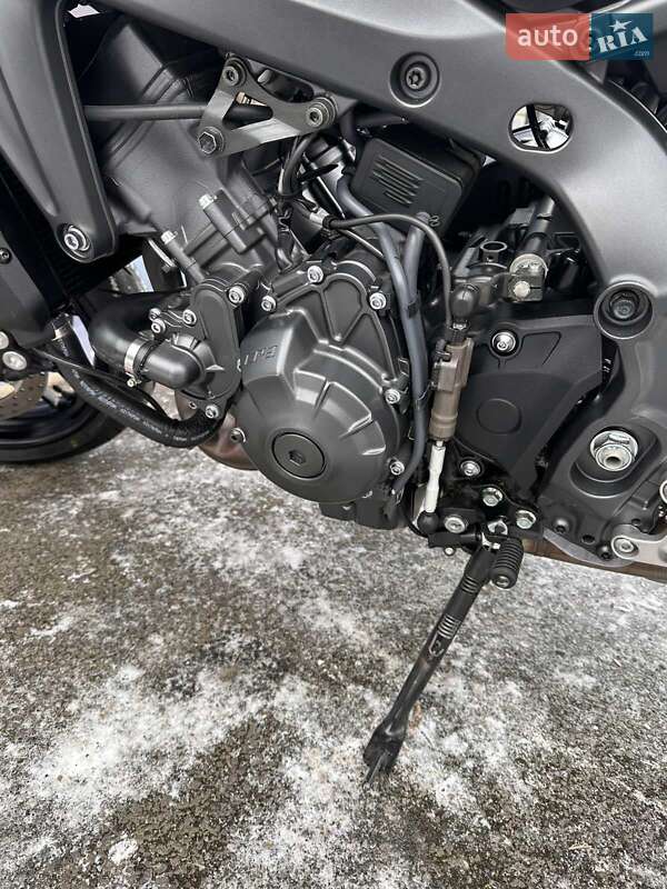 Мотоцикл Без обтекателей (Naked bike) Yamaha MT-09 2022 в Смеле фото 14 Мотоцикл Без обтекателей (Naked bike) Yamaha MT-09 2022 в Смеле